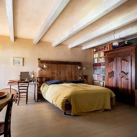 La Maison Aux Volets Bleus 펜션 *