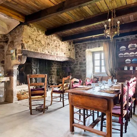 펜션 La Maison Aux Volets Bleus Saint-Andéol-de-Vals